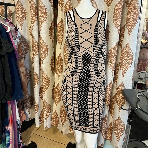 Guess stretch dress - Picture 1 of 3